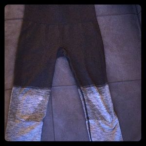 Lululemon cropped pant. Black and grey heather.